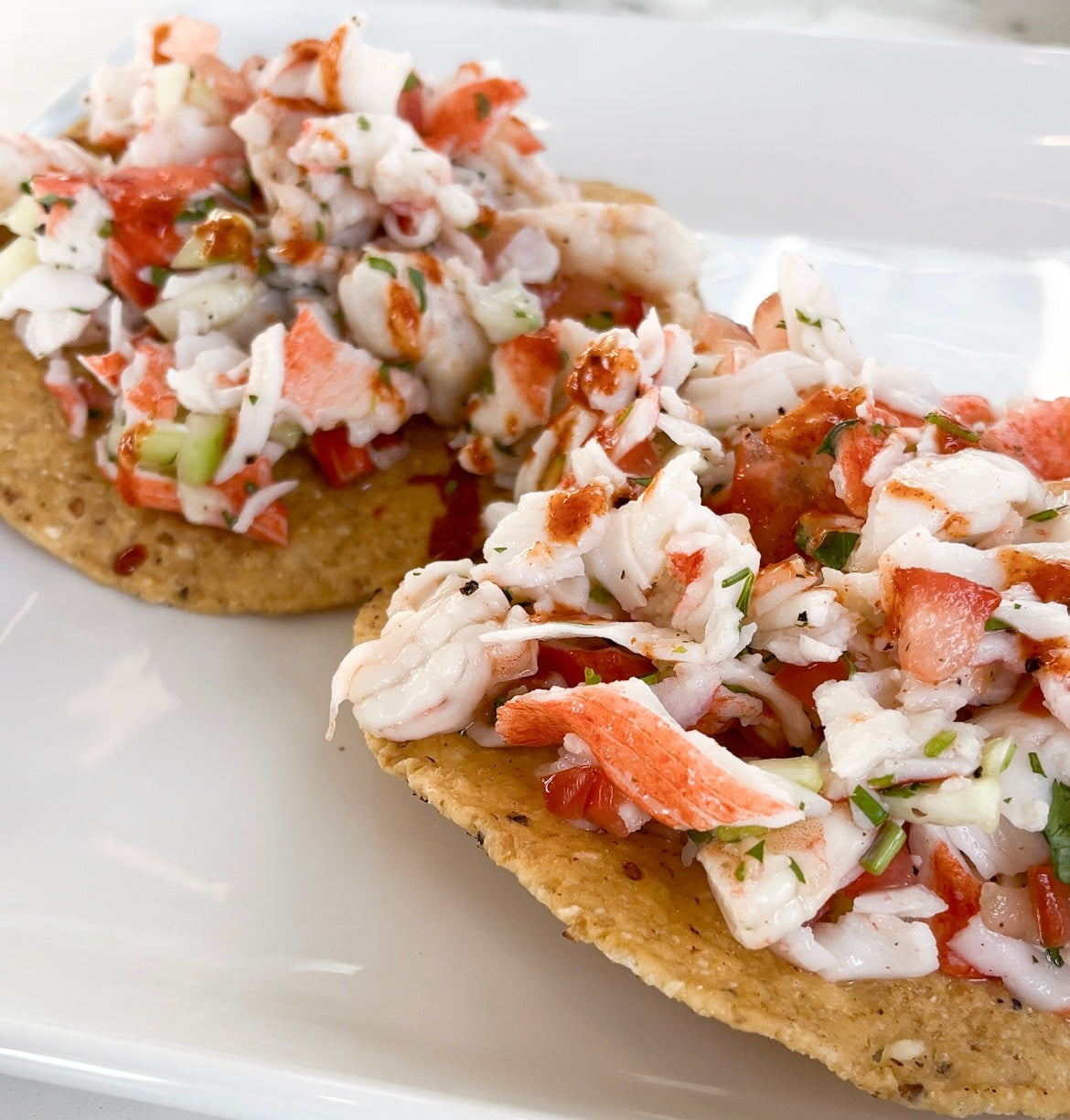 TOSTADAS DE JAIBA CON CAMARONES